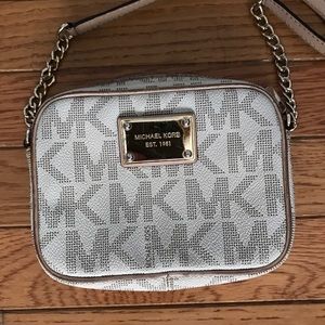 Michael Kors Cross Body Bag